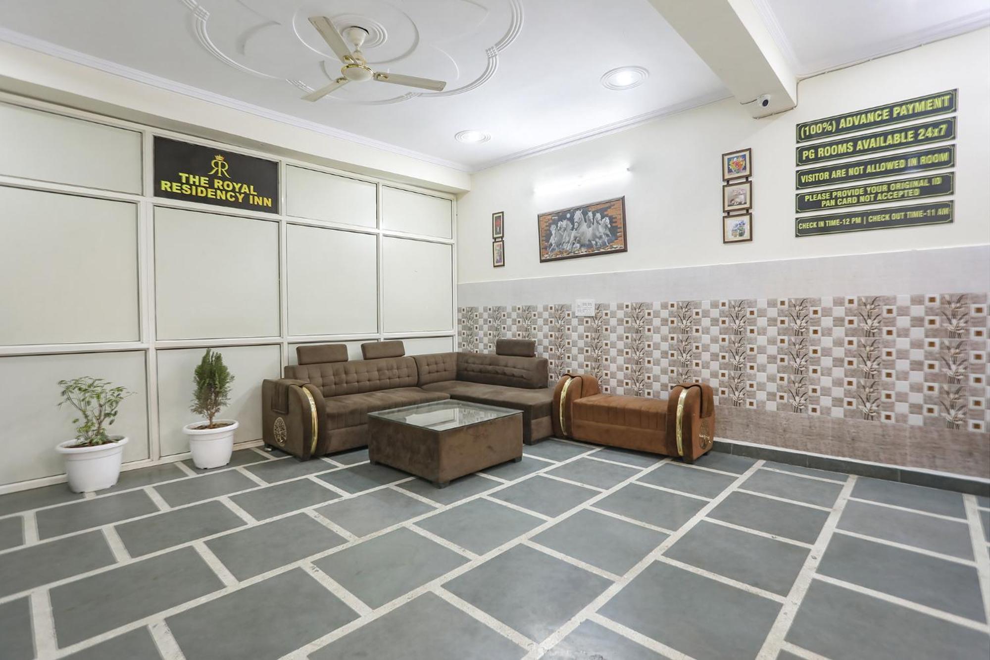 Fabexpress Asp Royal Residency Inn- Janakpuri Delhi  Exterior photo
