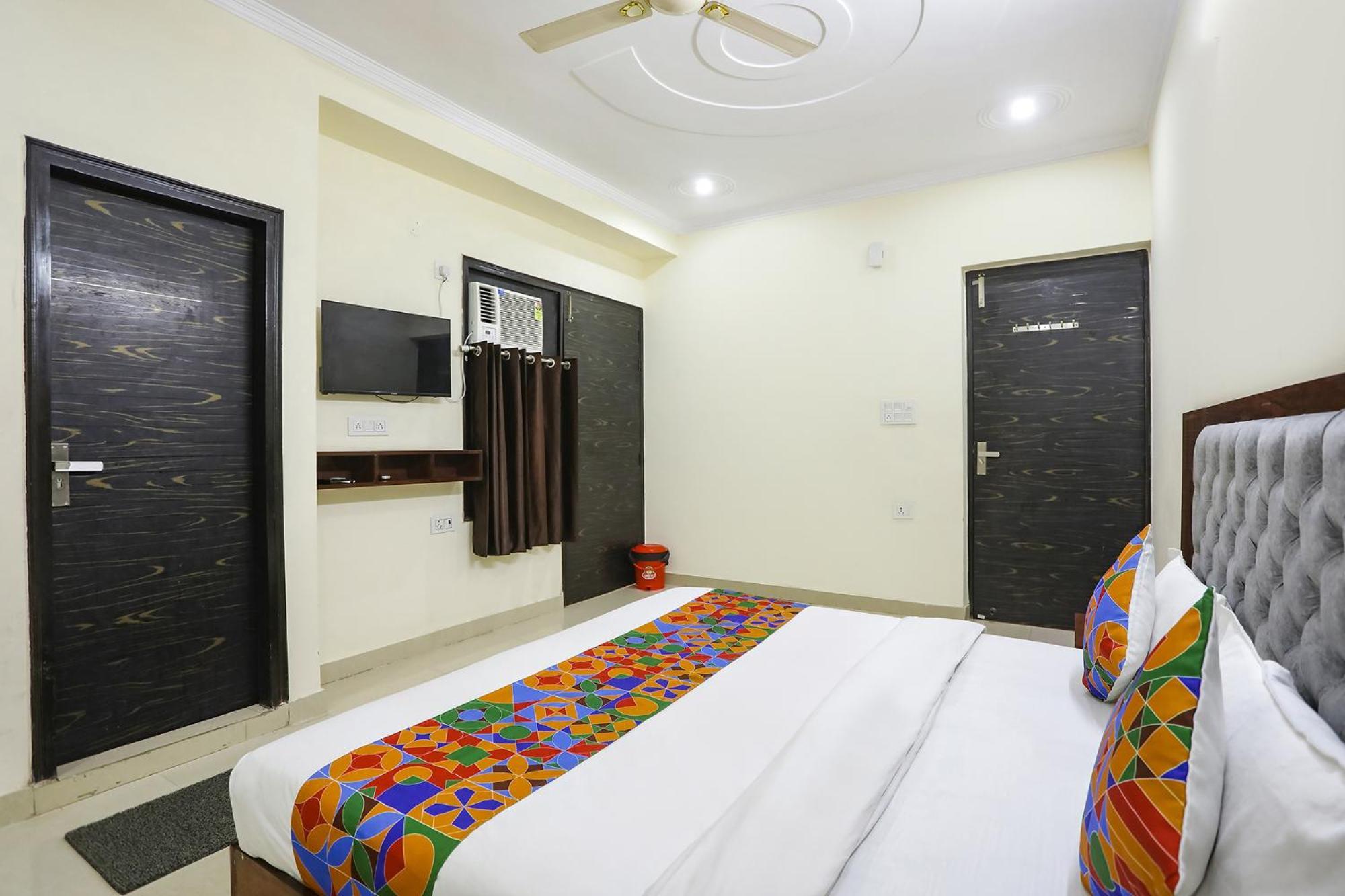Fabexpress Asp Royal Residency Inn- Janakpuri Delhi  Exterior photo