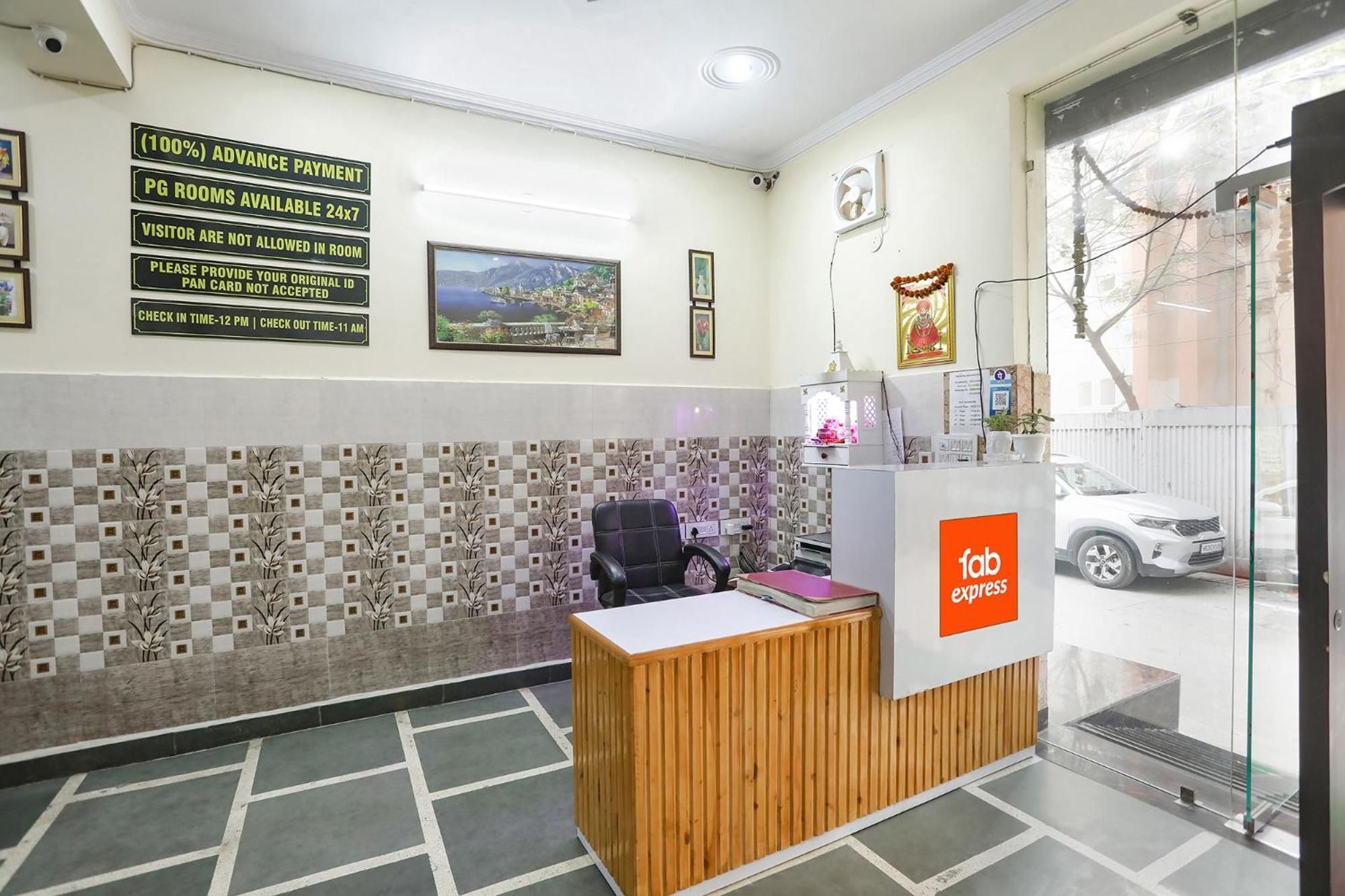Fabexpress Asp Royal Residency Inn- Janakpuri Delhi  Exterior photo