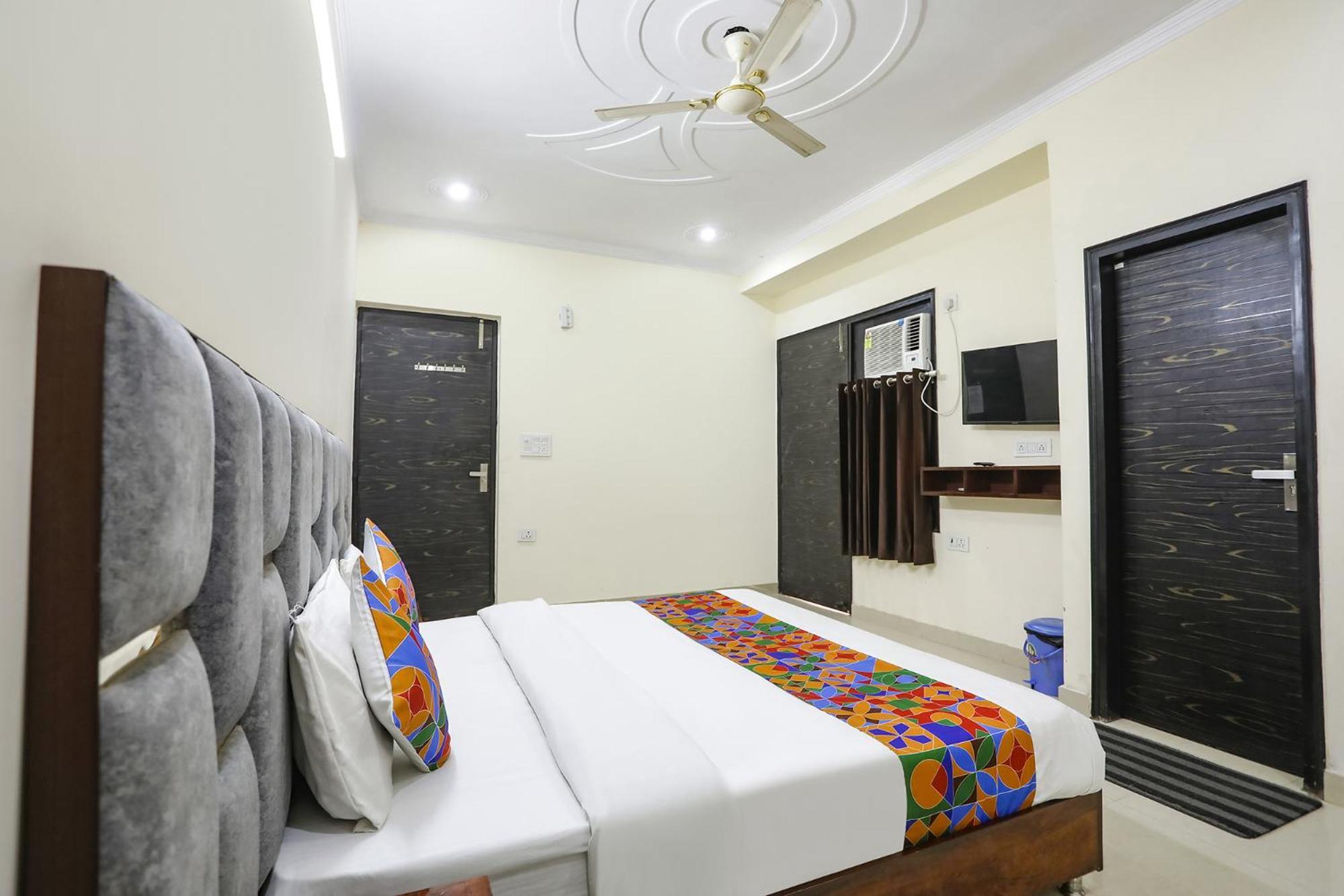 Fabexpress Asp Royal Residency Inn- Janakpuri Delhi  Exterior photo