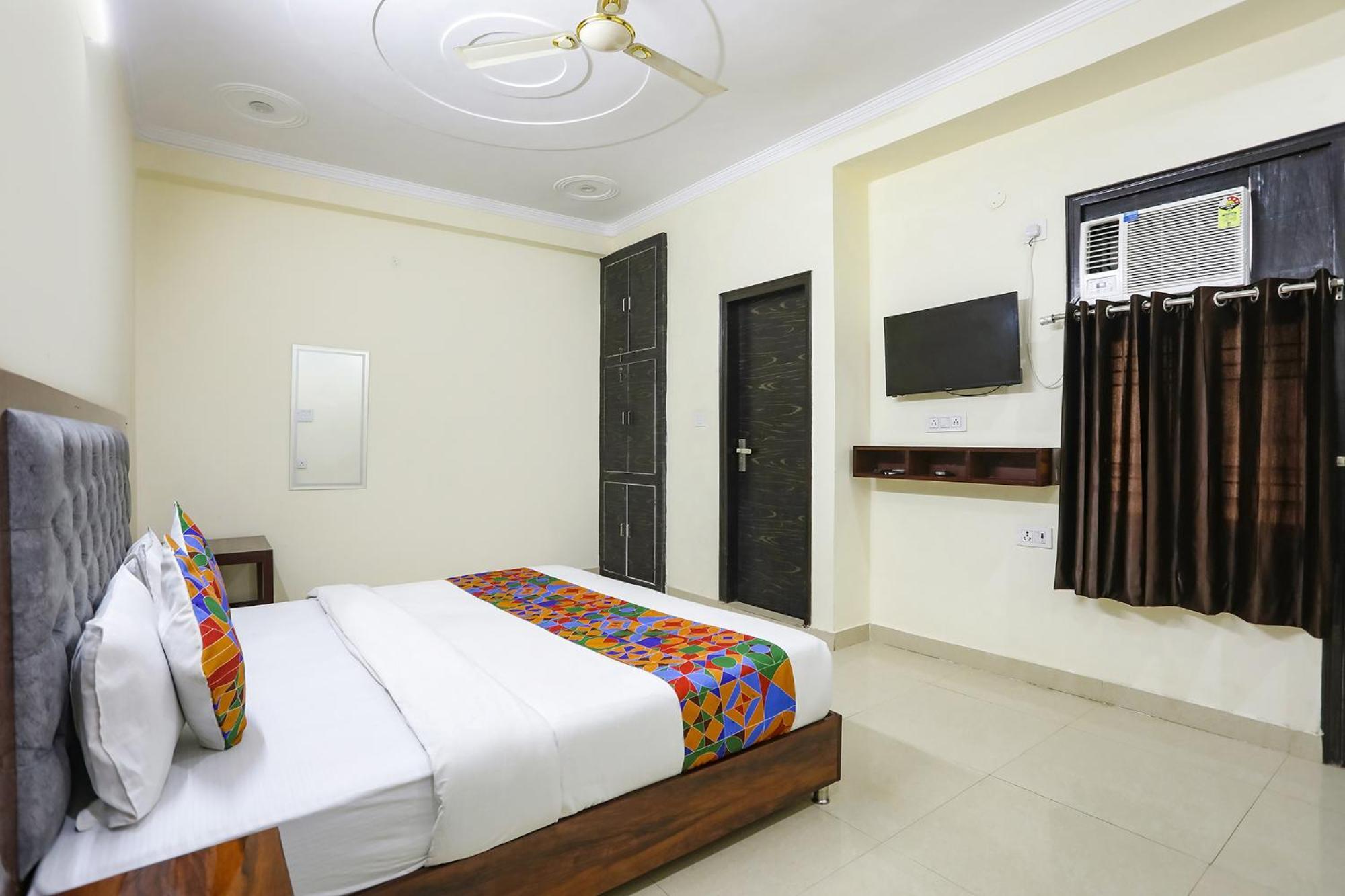 Fabexpress Asp Royal Residency Inn- Janakpuri Delhi  Exterior photo