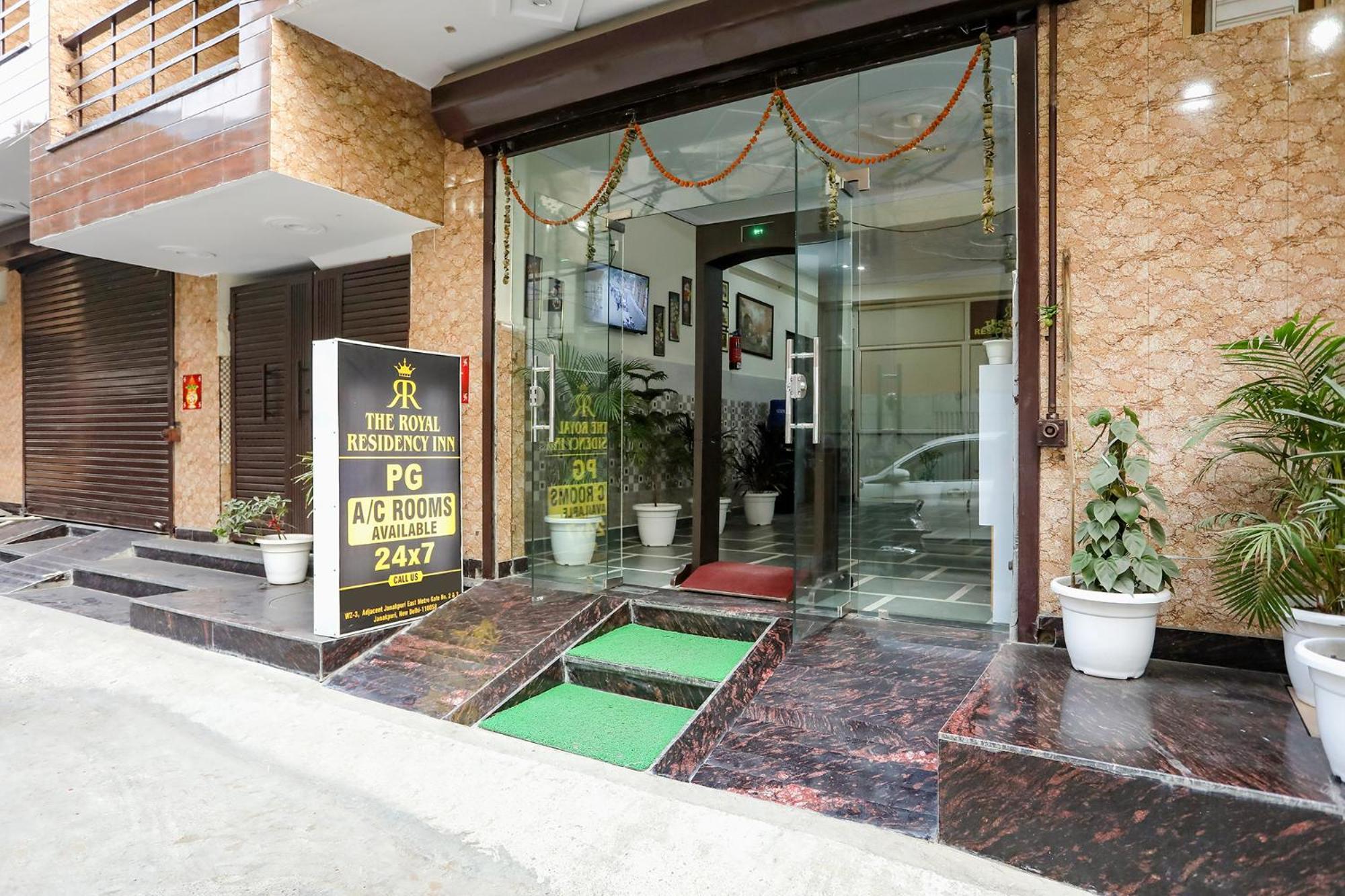 Fabexpress Asp Royal Residency Inn- Janakpuri Delhi  Exterior photo